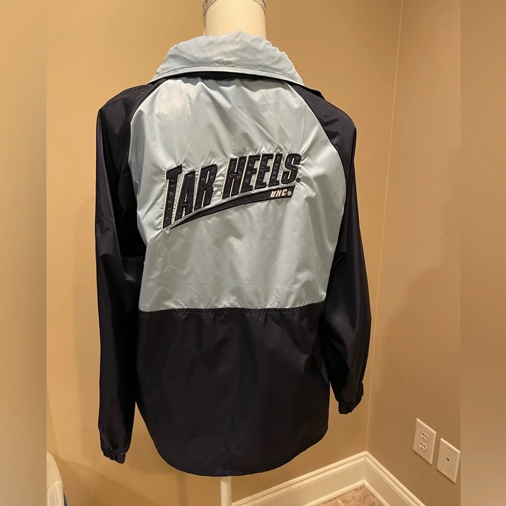 Kids UNC Tar Heels Windbreaker Half Zip Pullover Youth L 14/16 Hooded Jacket